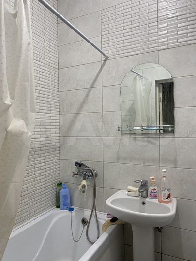 1-к. квартира, 40 м², 1/4 эт.