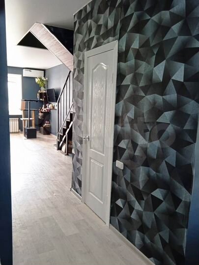 3-к. квартира, 69 м², 1/3 эт.