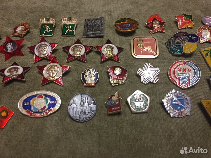 Значки советских времён