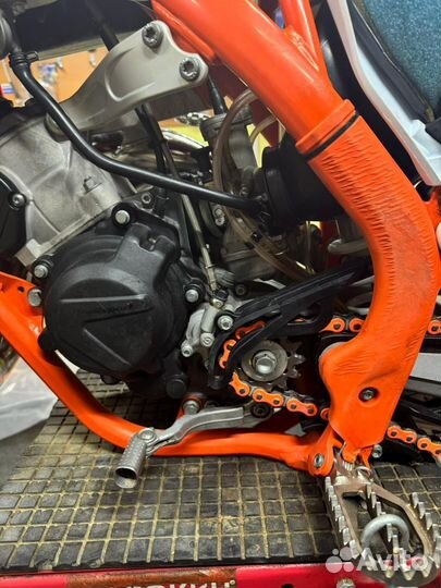 Кроссовый KTM 125 SX 2022 год