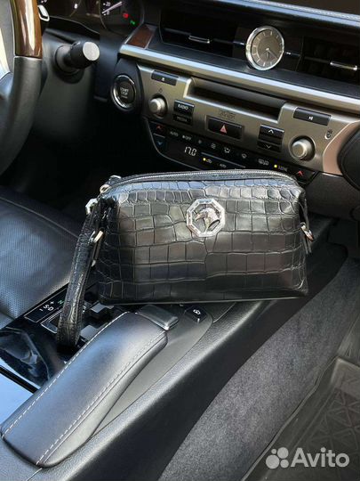 Клатч из кожи крокодила Zilli