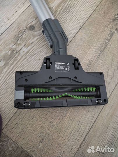 Пылесос redmond RV-UR355