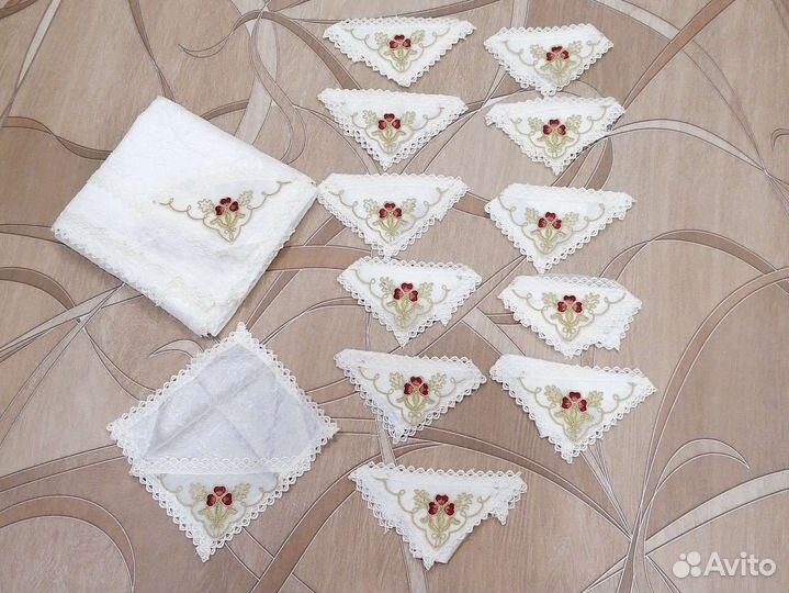 Скатерть новая 140х210 см и салфетки 12 шт