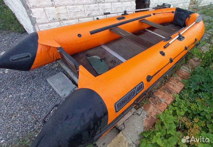 Лодка надувная под мотор Навигатор 400