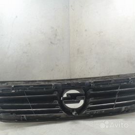 Решетка радиатора Opel Omega B 94-99 жалюзи