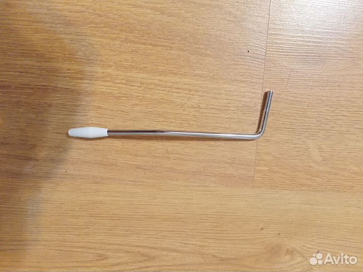 Рычаг тремоло