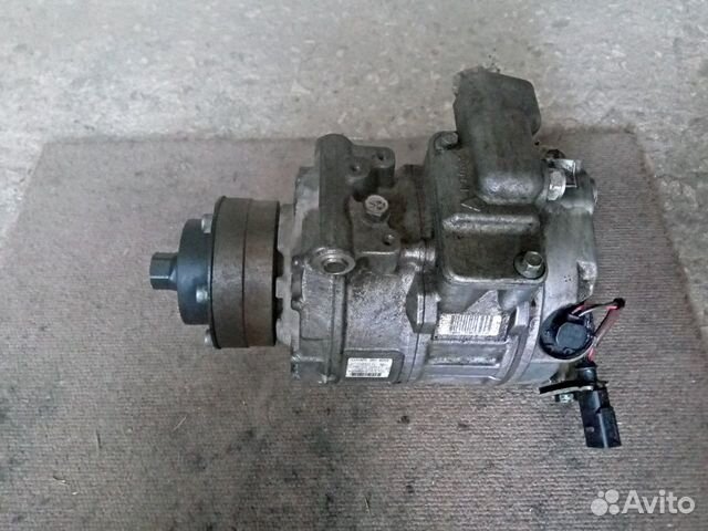 Компрессор кондиционера Audi Q7 (4L) 4E0206805Q