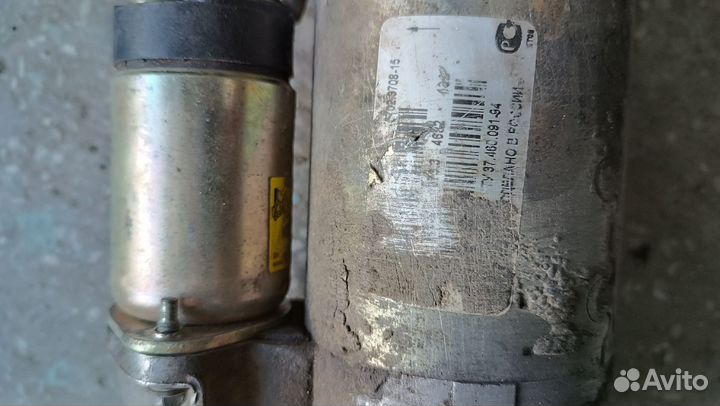 Стартер на priora 3 болта