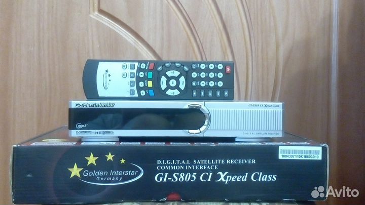 Спутниковый ресивер Golden Interstar