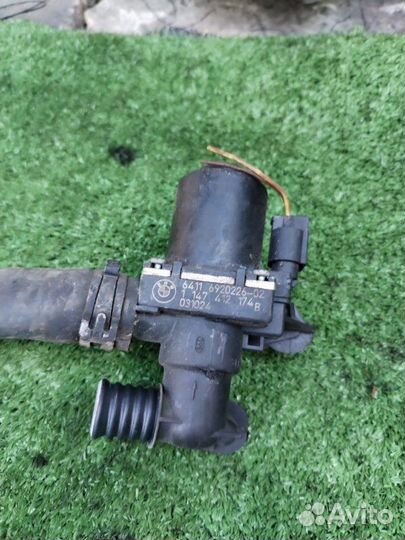 Кран отопителя (печки) Bmw 5 E60/E61 3.0 2004