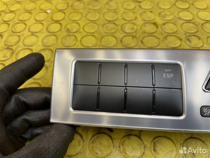 Блок кнопок Mercedes-Benz C-Class W203 271.046 1.8