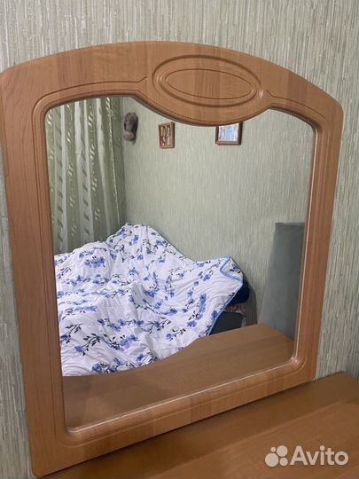 Туалетный столик бу