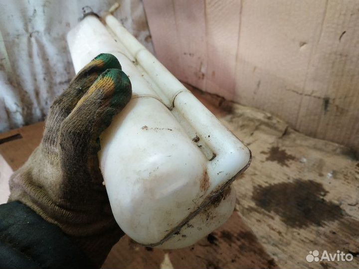 Бачок расширительный Mitsubishi Lancer 9 1.6