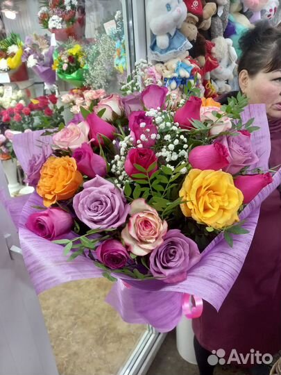 Цветы розы 100