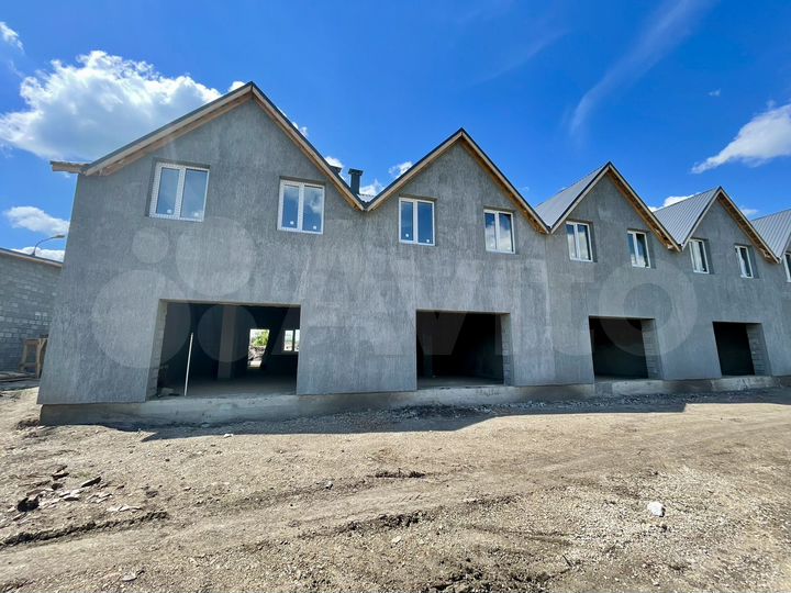 Таунхаус 133 м² на участке 4 сот.