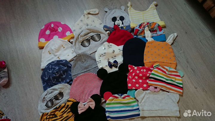 Пакет шапки,варежки,пинетки,носки,слюнявчики 0-3г