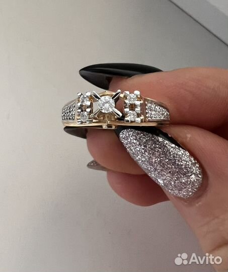 Золотое кольцо с бриллиантами