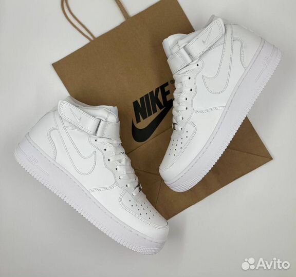 Кроссовки Nike Air Force 1 High с мехом