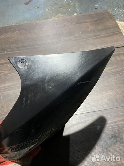Левый боковой пластик для Kawasaki ER6n 09-11