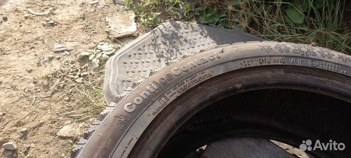 Continental ContiIceContact 235/45 R18