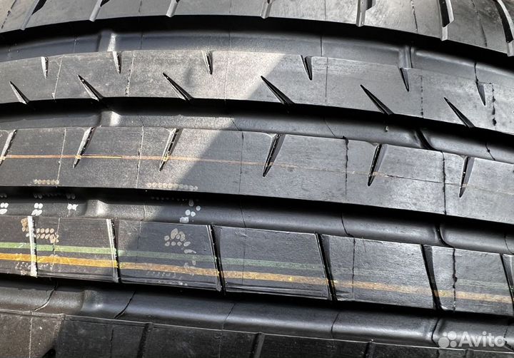 Bridgestone Alenza 001 235/50 R19