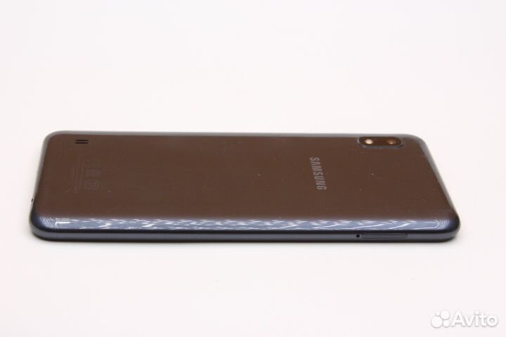Samsung Galaxy A10, 2/32 ГБ