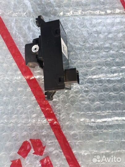 Кнопка стеклоподъемника Kia Ceed 2 JD