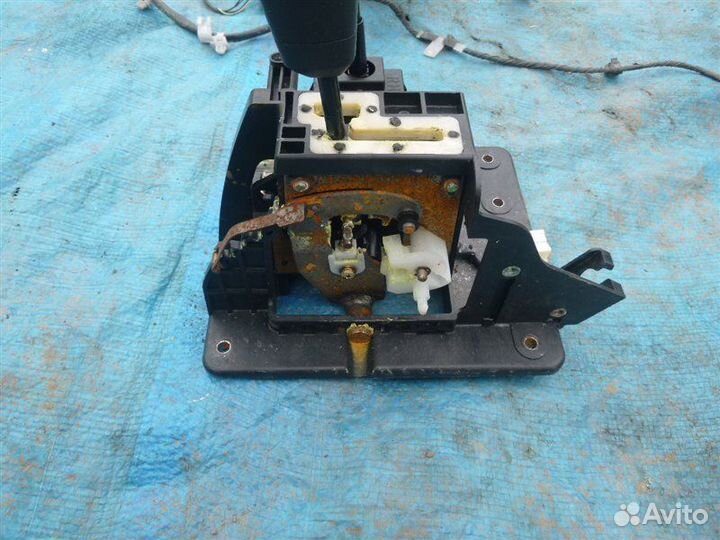 Селектор АКПП Mitsubishi Pajero V75W 6G74 2003