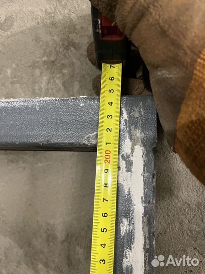 Железная входная металлическая дверь бу