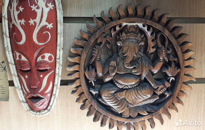 Фигурки из дерева