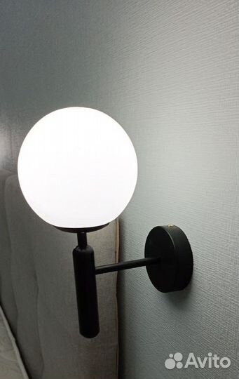 Настенный светильник бра