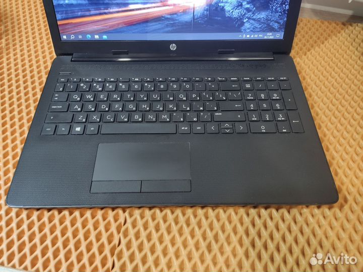 Свежий HP a6gen9/4/240ssd