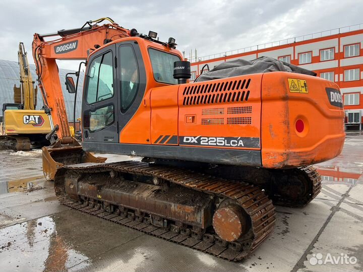 Гусеничный экскаватор DOOSAN DX225LCA, 2021