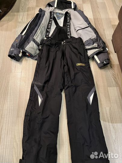 Горнолыжный костюм мужской 48