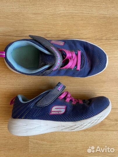 Кроссовки для девочек Skechers 35