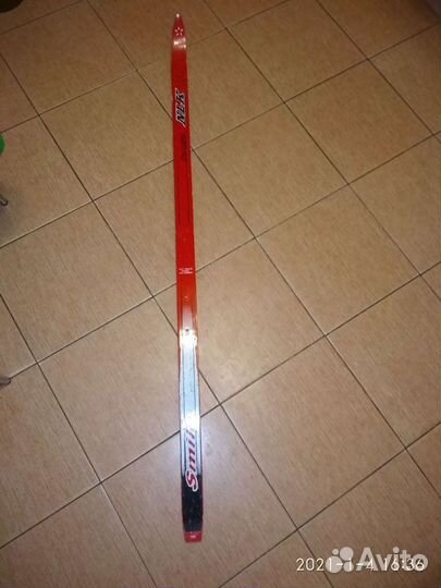 Беговые лыжи