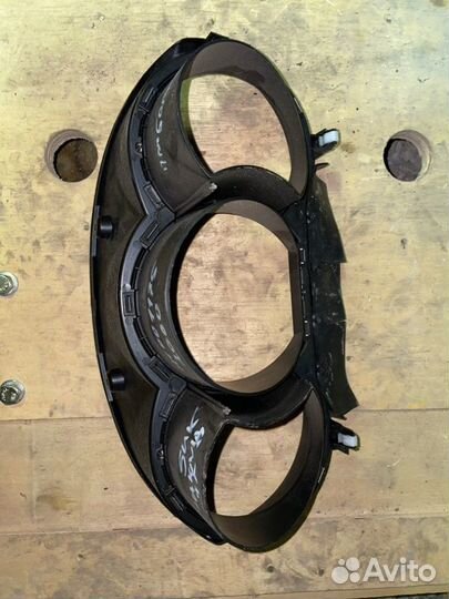 Накладка панели приборов (козырек) Suzuki Grand