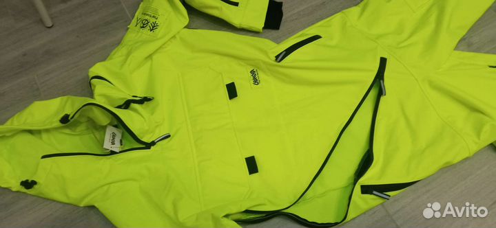 Горнолыжный комбинезон мужской