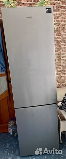 Холодильник Samsung No Frost