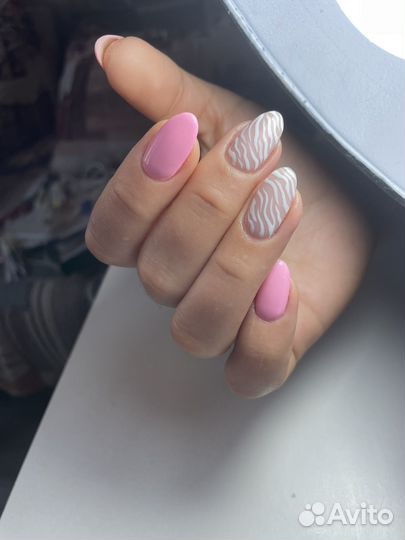 Наращивание ногтей