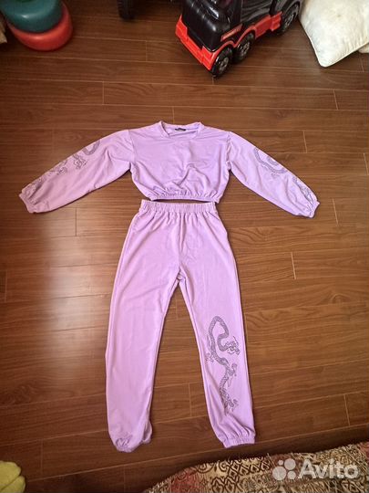 Спортивный костюм