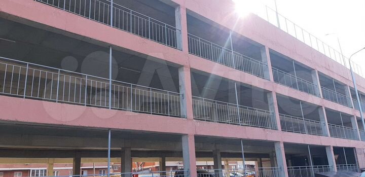 Машиноместо, 14 м²