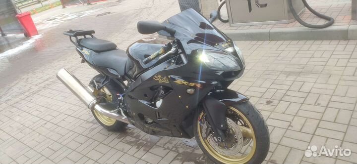 Kawasaki zx9r