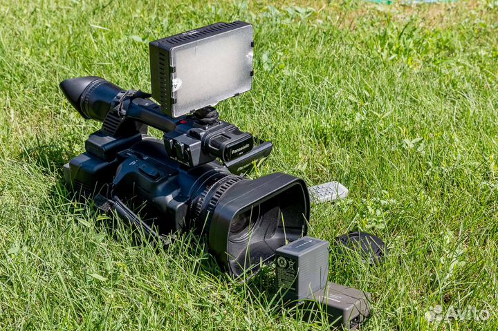 Видеокамера Panasonic AG-AC160