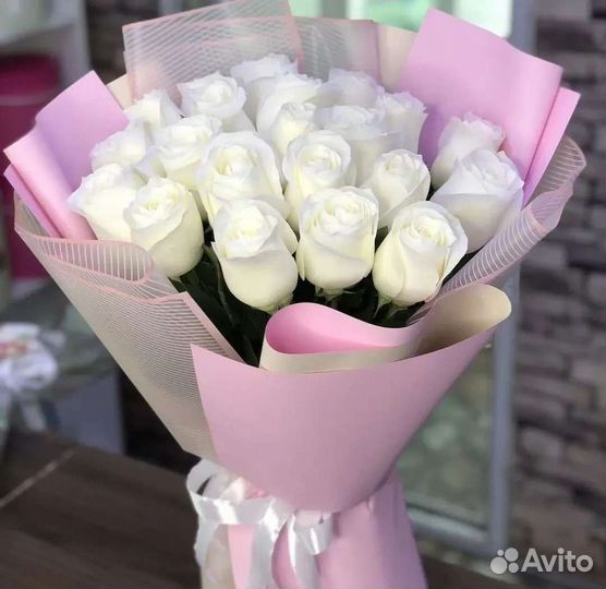 21 роза. 25 роз. 51 роза. Белые розы