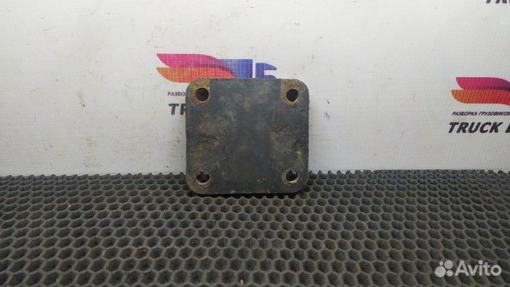 54902809045 Проставка усилителя бампера камаз 5490