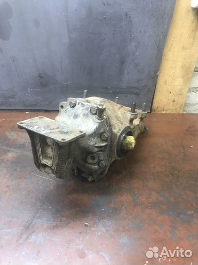 Редуктор задний mercedes w123 3.92