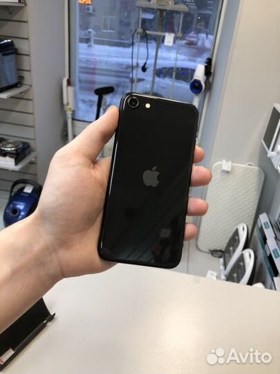 iPhone SE (2020), 128 ГБ