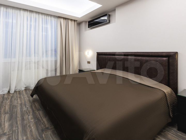 Дом 285 м² на участке 5 сот.