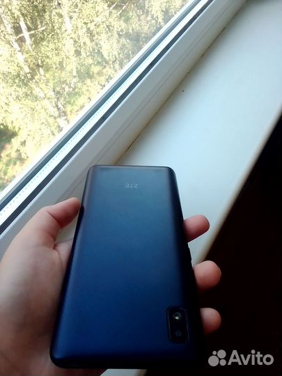 Телефон ZTE